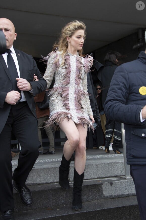Amber Heard - Arrivée des people au défilé Giambattista Valli collection prêt-à-porter Automne-Hiver lors de la fashion week à Paris, le 4 mars 2019.