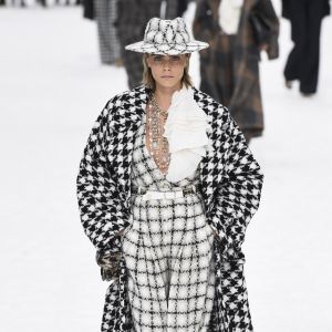 Cara Delevingne - Défilé de mode Chanel collection prêt-à-porter Automne-Hiver au Grand Palais lors de la fashion week à Paris, le 5 mars 2019.