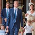  Le prince William et la duchesse Catherine de Cambridge (Kate Middleton), en robe Alexander McQueen, ont fait baptiser en présence de leurs enfants Charlotte et George leur fils le prince Louis de Cambridge le 9 juillet 2018 en la chapelle royale du palais St James, à Londres. 