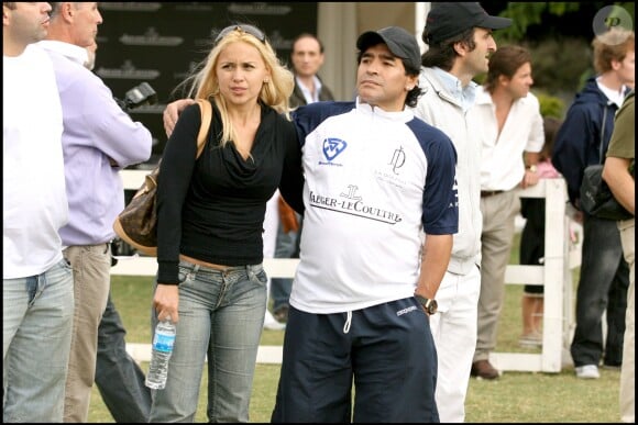 Veronica Ojeda et Diego Maradona - Finale de polo en Argentine, le 8 décembre 2007.