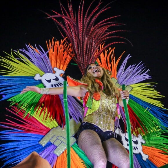 Exclusif - Cathy Guetta défile sur le char de l'école de samba "Academicos do Grande Rio" lors du carnaval de Rio de Janeiro, Brésil, le 4 mars 2019. © Denis Raphaël/Carnavalderio.fr/Bestimage