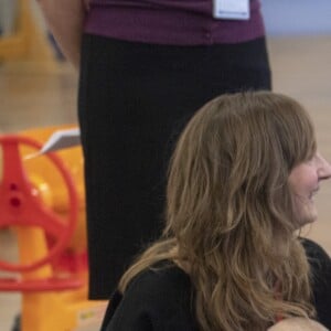 Catherine (Kate) Middleton, duchesse de Cambridge visite le centre Henry Fawcett pour enfants à Londres le 12 mars 2019.