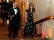 Kate Middleton en robe "modifiée" face à Victoria Beckham et David en amoureux