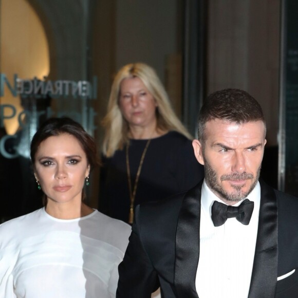 Victoria Beckham et son mari David assistaient le 12 mars 2019 à Londres au gala de bienfaisance de la National Portrait Gallery pour la rénovation du musée, événement baptisé "Inspiring People".