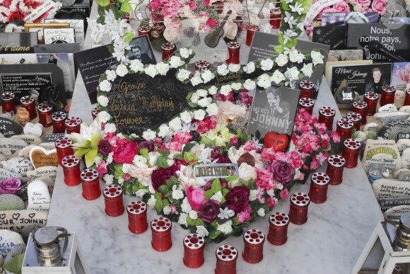 Exclusif - Sépulture fleurie de Johnny Hallyday au cimetière marin de Lorient à Saint-Barthélemy, le 16 février 2019.