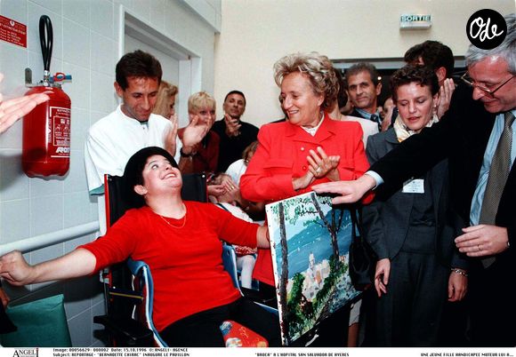 Bernadette Chirac inaugure le pavillon Broca de l'hôpital San Salvador de Hyères, en 1996.