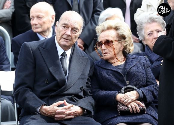 elle était aussi une femme de conviction et de culture, stricte, mais surtout déterminée. 

Jacques et Bernadette Chirac aux funérailles d'Antoine Veil à Paris, en 2013.
BestImage