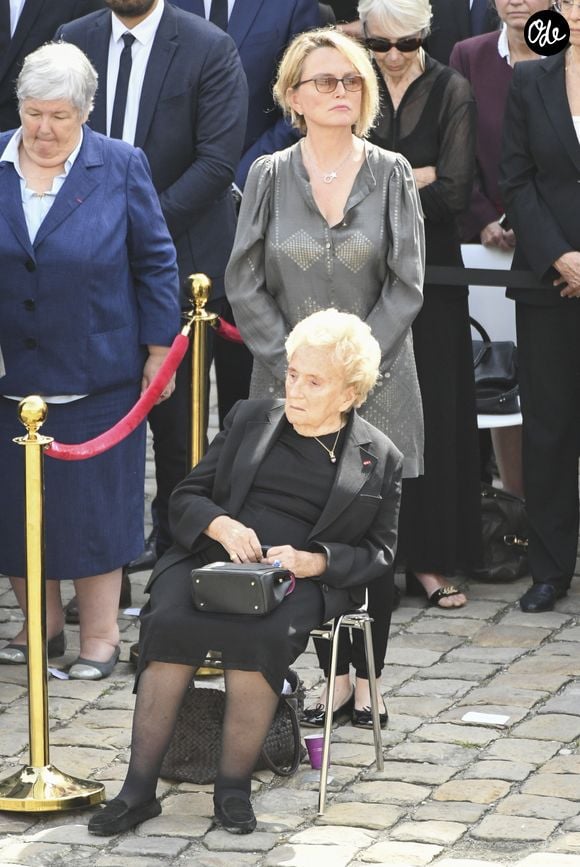 Bernadette Chirac et sa fille Claude Chirac - Hommage national à Simone Veil dans la cour d'Honneur des Invalides à Paris, France, le 5 juillet 2017. © Pierre Perusseau/Bestimage