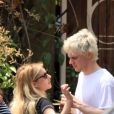 Exclusif - Emma Roberts et Evan Peters à Los Angeles, le 4 août 2018.