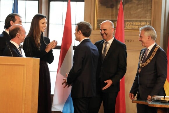 Le prince Félix de Luxembourg, la princesse Claire de Luxembourg, le président français Emmanuel Macron et le maire de Francfort Peter Feldmann à l'Hôtel de Ville de Francfort le 10 octobre 2017. © Dominique Jacovides/Bestimage