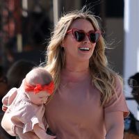 Hilary Duff publie la vidéo de l'instant où elle tient sa fille pour la 1e fois