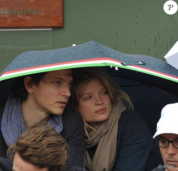 roland garros parapluie
