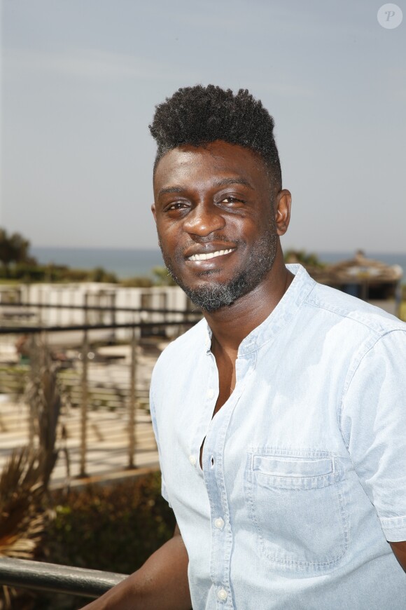 Exclusif - Corneille lors du concert pour la tolérance à Agadir le 14 octobre 2017. Cette grande soirée sera diffusée le samedi 28 octobre 2017 sur la chaine W9. Afin de célébrer la paix, le dialogue et l'amitié entre les cultures "La grande soirée des Mille et une nuits de Maître Gims", musicale et festive, se veut être un trait d'union entre les deux rives de la Méditerranée. Enregistrée à Agadir au Maroc, cette soirée sera présentée par Jérôme Anthony et accueillera MaîtreGims en invité spécial, entouré d'artistes de différents horizons © Christophe Aubert via Bestimage