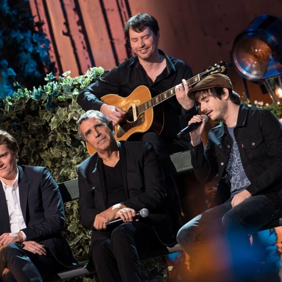 Exclusif - Bénabar, Julien Clerc et Gauvain Sers - Tournage de l'émission "Merci Renaud" dans les studios de la Plaine Saint-Denis le 15 novembre 2016, qui sera diffusée le samedi 17 décembre 2016 en prime time sur France 2. © Cyril Moreau / Bestimage