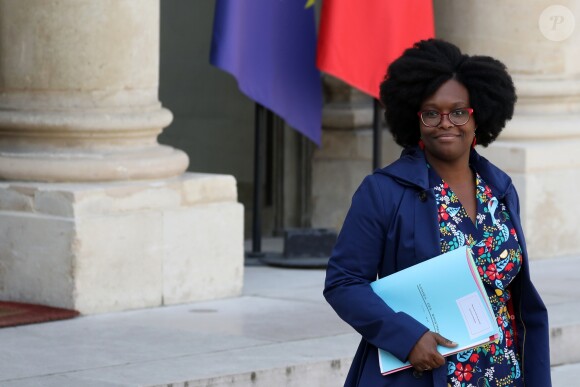 Sibeth NDiaye, porte parole du gouvernement - Sortie du conseil des ministres, cour de l'Elysée, Paris, le 1er avril 2019. ©Stéphane Lemouton / Bestimage