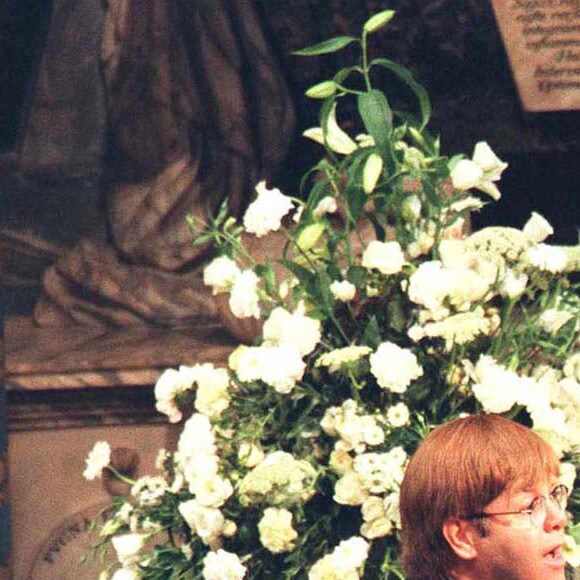 Elton John lors des funérailles de Lady Diana le 6 septembre 2019 à Londres.