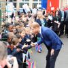 Le prince Harry, duc de Sussex, arrive à l'école primaire catholique Saint Vincent à Acton près de Londres le 20 mars 2019.