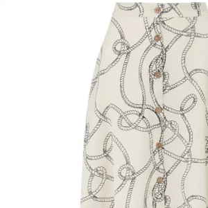 La jupe Marks & Spencer, double parfait de la dernière tenue de Meghan Marle portée en mars 2019.
