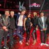 Jenifer sublime dans "The Voice 8" (TF1) en petite robe noire et escaprins rose fluo, samedi 4 mai 2019.