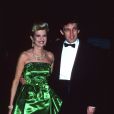 Donald Trump et sa femme Ivana Trump lors du Met Costume Gala à New York en Décembre 1987. © Sonia Moskowitz/Globe