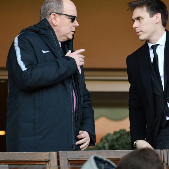 Le prince Albert II de Monaco et Louis Ducruet dans les tribunes lors du match de football de ligue 1, opposant l'Association sportive de Monaco football club (ASMFC) à l'Association sportive de Saint-Étienne (ASSE) au stade Louis-II à Monaco, le 5 avril 2019. ASSE a gagné 3-2. © Bruno Bébert/Bestimage