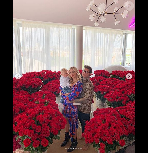 Chiara Ferragni fête ses 32 ans avec son mari, le rappeur Fedez et leur fils d'un an, Leone. Mai 2019.