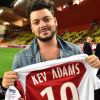 Kev Adams durant le match de football de Ligue 1 opposant Monaco à Paris Saint Germain au stade Louis II de Monaco le 11 novembre 2018. © Bruno Bebert/Bestimage