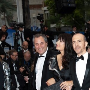 Valérie Perrin, Calogero et sa compagne Marie Bastide, Didier Barbelivien et sa femme Laure - Montée des marches du film "Les plus belles années d'une vie" lors du 72ème Festival International du Film de Cannes. Le 18 mai 2019 © Jacovides-Moreau / Bestimage