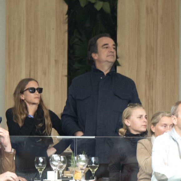Olivier Sarkozy et sa femme Mary-Kate Olsen assistent au Global Champions Tour CSI2 Madrid 2019, Madrid, le 17 mai 2019.
