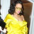 Exclusif - Rihanna à la sortie de la soirée de lancement de sa gamme Fenty Beauty dans le quartier de Soho à Londres le 2 avril 2019.