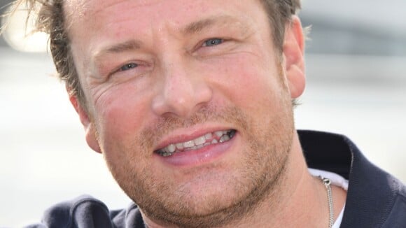 Jamie Oliver annonce la faillite de ses restaurants : polémique au Royaume-Uni