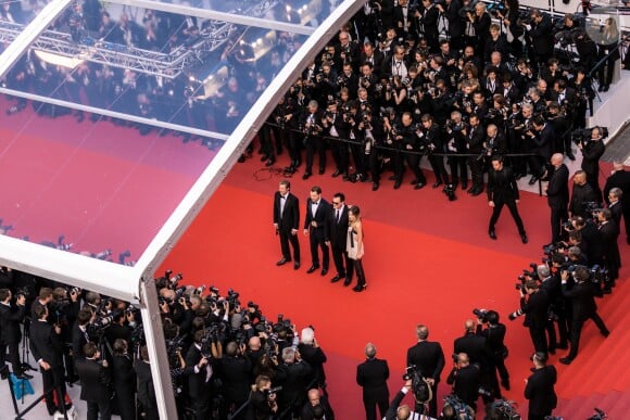 Brad Pitt, Leonardo Dicaprio, Quentin Tarantino, Margot Robbie - Montée des marches du film "Once upon a time... in Hollywood" lors du 72ème Festival International du Film de Cannes. Le 21 mai 2019 © Borde - Jacovides - Moreau / Bestimage
