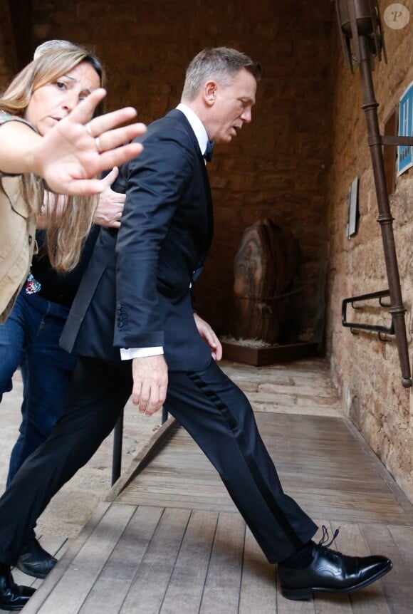 Exclusif - Entre deux scènes du prochain James Bond, Daniel Craig tourne une publicité pour Heineken à Cardona, Espagne le 29 mai 2018.