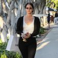 Lana Del Rey est allée faire du shopping à L'Agence Boutique dans le quartier de West Hollywood à Los Angeles, le 17 avril 2019.
