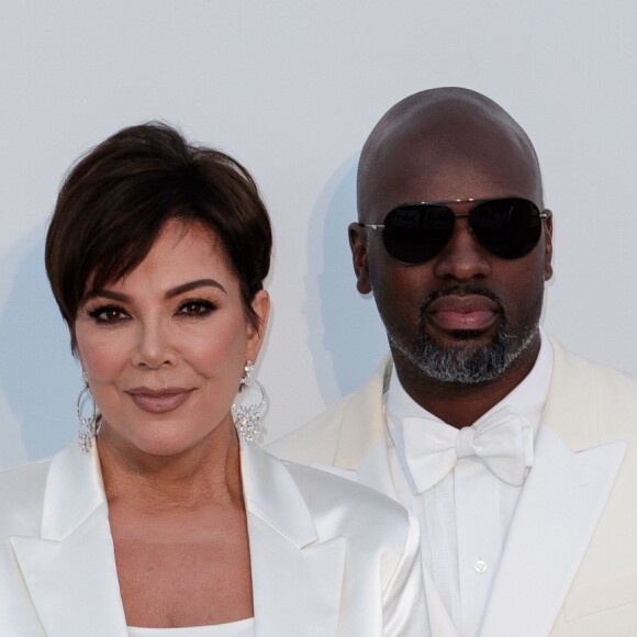 Kris Jenner et son compagnon Corey Gamble - Photocall de la soirée AmfAR Gala Cannes 2019 à l'Eden Roc au Cap d'Antibes, lors du 72ème Festival International du Film de Cannes, le 23 mai 2019. © Jacovides / Moreau / Bestimage