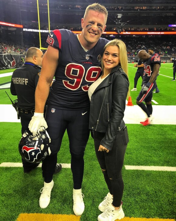 J. J. Watt des Houston Texans (NFL) a demandé en mariage sa compagne Kealia Ohai en mai 2019. Photo Instagram du 26 octobre 2018.