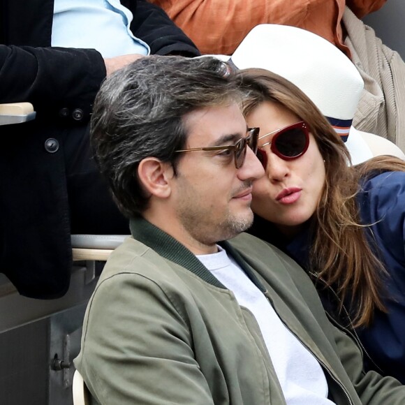 Mylène Jampanoï et son compagnon Dimitri Stephanides dans les tribunes de Roland-Garros à Paris, le 29 mai 2019. © Jacovides-Moreau/Bestimage