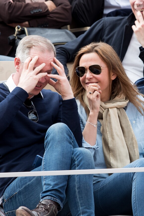 Sandrine Quétier et Julien Arnaud dans les tribunes de Roland-Garros à Paris, le 29 mai 2019. © Jacovides-Moreau/Bestimage