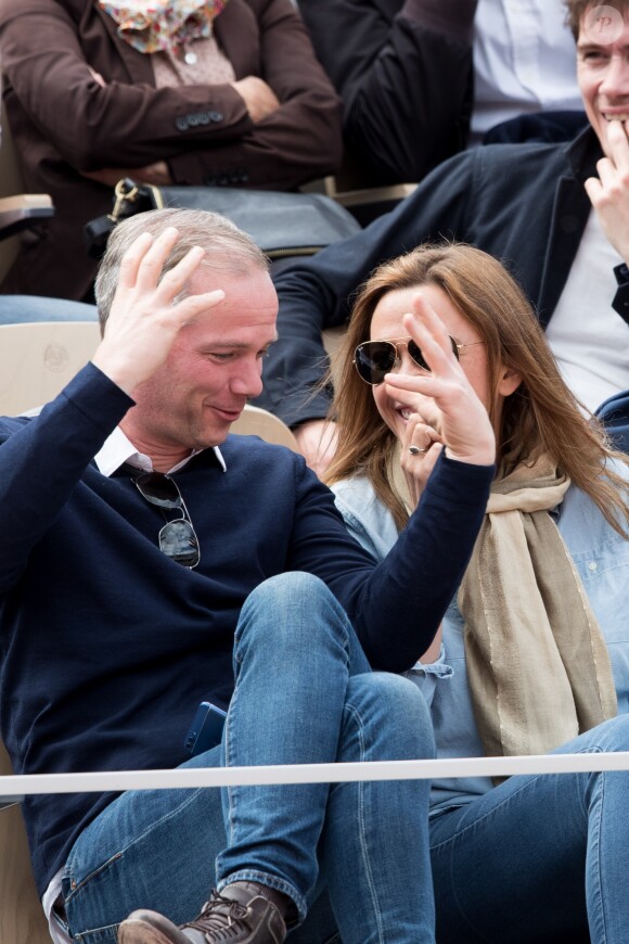 Sandrine Quétier et Julien Arnaud dans les tribunes de Roland-Garros à Paris, le 29 mai 2019. © Jacovides-Moreau/Bestimage