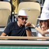 Nikos Aliagas et sa femme Tina dans les tribunes lors des internationaux de tennis de Roland Garros à Paris, France, le 31 mai 2019. © Jacovides-Moreau/Bestimage