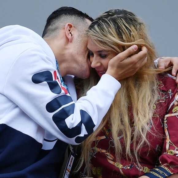 Exclusif - Marion Bartoli et son nouveau compagnon le joueur de football belge Yahya Boumediene s'embrassent dans les tribunes des Internationaux de France de Tennis de Roland Garros à Paris. 22 Mai 2019.