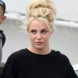 Britney Spears, qui semble en meilleure santé, est allée faire des UV à Thousand Oaks, Los Angeles, le 26 avril 2019. Britney a été internée près d'un mois pour "détresse émotionnelle". Selon la rumeur, la star serait encore très tourmentée par l'état de santé de son père et aurait encore des problèmes avec son traitement.
