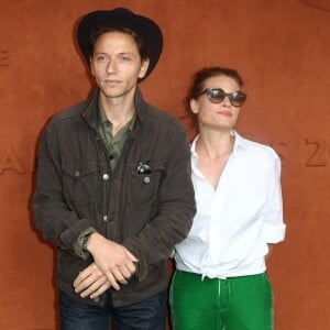 Raphaël et Mélanie Thierry au village des internationaux de France de tennis de Roland Garros 2019 à Paris le 7 juin 2019. © Jacovides / Moreau / Bestimage