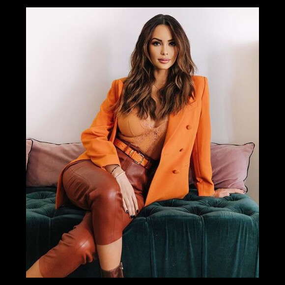 Nabilla, nouvelle influenceuse mode est devenue une référence pour de nombreuses fashionistas.