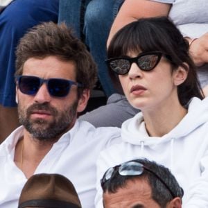 Arnaud Clément et sa compagne Nolwenn Leroy - People dans les tribunes lors de la finale messieurs des internationaux de France de tennis de Roland Garros 2019 à Paris le 9 juin 2019. © Jacovides-Moreau/Bestimage