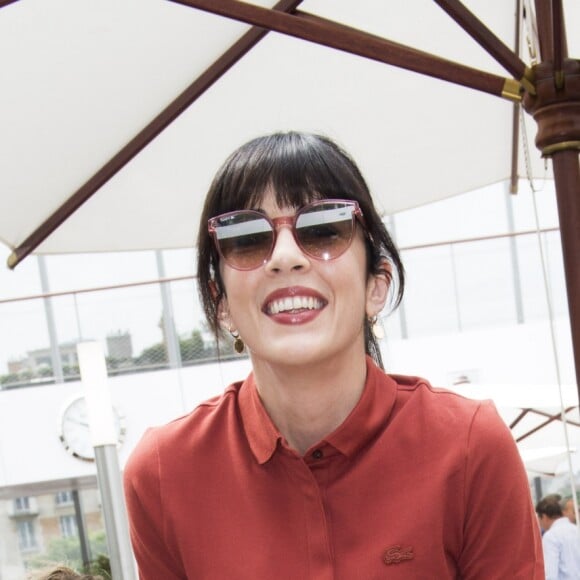 Nolwenn Leroy dans les tribunes lors des internationaux de tennis de Roland Garros à Paris, France, le 4 juin 2019. © Jean-Baptiste Autissier/Panoramic/Bestimage