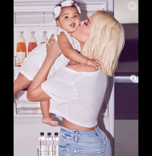 Khloé Kardashian et sa fille True. Mai 2019.