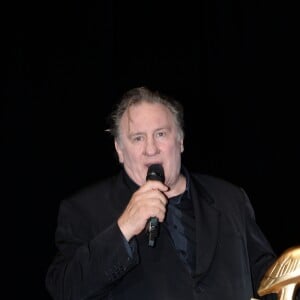 Exclusif - Gérard Depardieu reçoit un Ibis d'or pour l'ensemble de sa carrière sur la scène du palais de congrès Atlantia lors du 5e Festival du Cinéma et Musique de film de la Baule le 4 novembre 2018. © Rachid Bellak/Bestimage