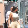Kim Kardashian et sa soeur K. Kardashian sont allées déjeuner au restaurant Emilio dans le quartier de Encino à Los Angeles, le 7 juin 2019.