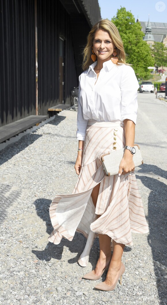 La princesse Madeleine de Suède arrive au lancement de son livre Stella et le Secret à Junibacken à Stockholm le 4 juin 2019.